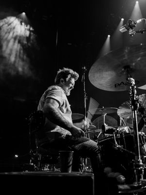 Image post by @eliyoungband on Instagram