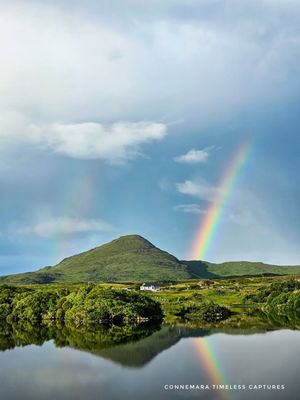 Image post by @thewildatlanticway on Instagram