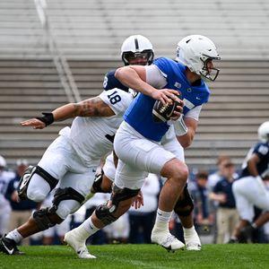 Image post by @dailycollegian on Instagram