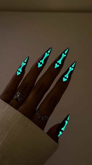 Video post by @nailartbyjen on Instagram