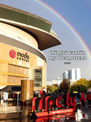 Image post by @moda_center on Instagram