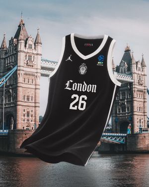 Video post by @londonlions on TikTok