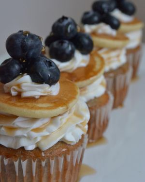 Image post by @theblondewhobakes on Instagram