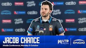 Video post by @melbourneunitedbasketball on YouTube