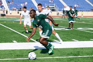 Image post by @forthoodarmy on Instagram