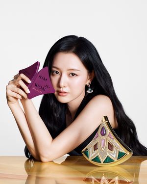 Image post by @ellehongkong on Instagram