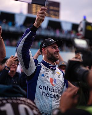 Image post by @th_project91 on Instagram