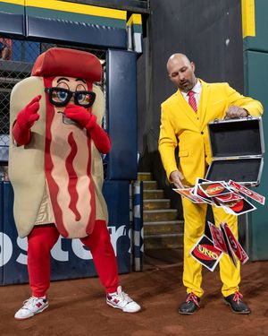 Image post by @clehotdogs on Instagram
