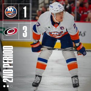 Image post by @NEWYORKISLANDERS on Facebook