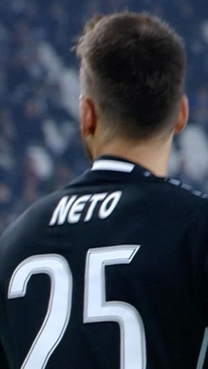 Video post by @dazn_it on Instagram