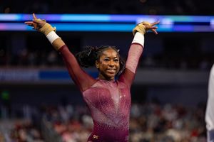 Image post by @GopherWomensGymnastics on Facebook
