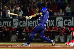 Image post by @clubnaranjeros on Instagram
