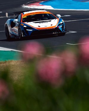 Image post by @mclarenauto on Instagram