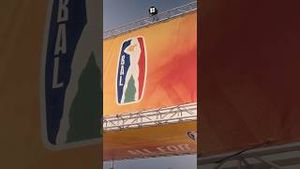 Video post by @ejanosike24 on YouTube