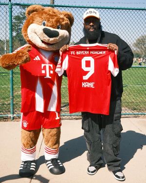 Image post by @fcbayern on Instagram