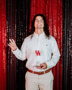 Image post by @uhcougarfb on Instagram