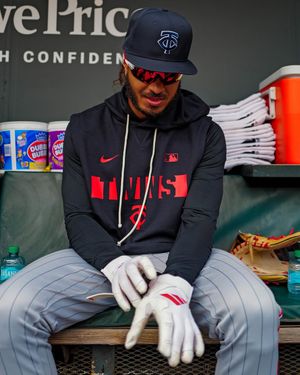 Image post by @twins on Instagram