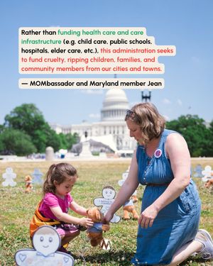 Image post by @momsrising on Instagram