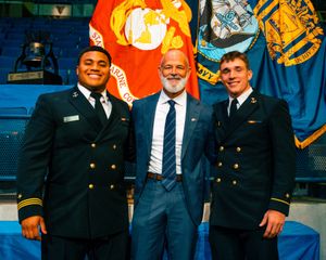 Image post by @navyfb on Instagram