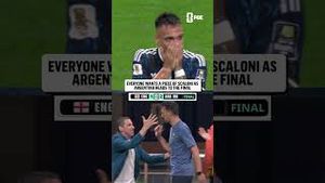 Video post by @foxsports on YouTube