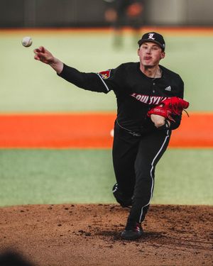 Image post by @LouisvilleBSB on Twitter