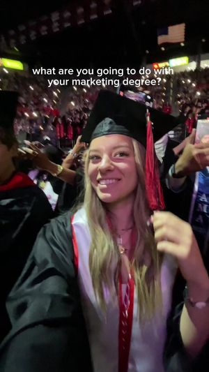 Video post by @arianadaneshmand on TikTok