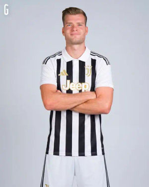 Image post by @lagazzettadellosport on TikTok