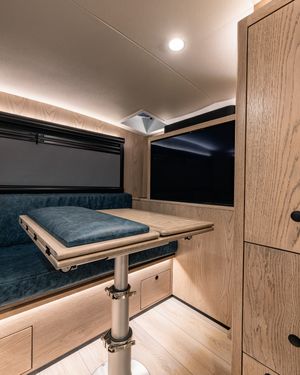 Image post by @earthroamer on Instagram