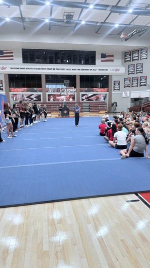 Image post by @usa_cheer on Instagram
