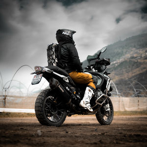 Image post by @quadlockmoto on Instagram
