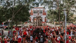 Image post by @packfootball on Instagram