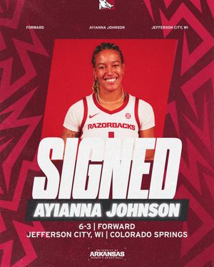 Image post by @RazorbackWBB on Twitter