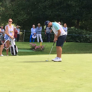 Image post by @oliverfarrgolf on Instagram