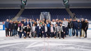 Image post by @PennStateMHKY on Twitter
