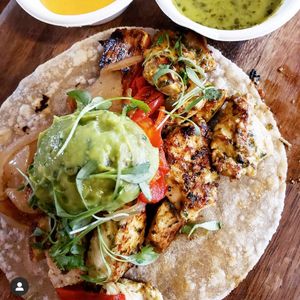 Image post by @eatcoyotas on Instagram