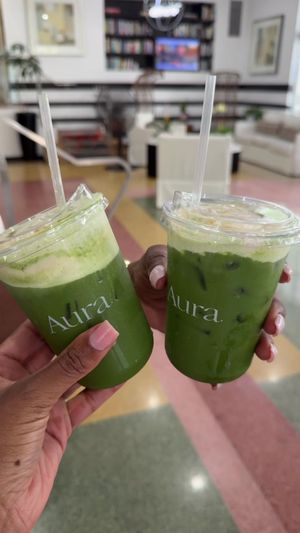 Video post by @liathelook on TikTok