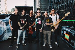 Image post by @Yellowcard on Twitter
