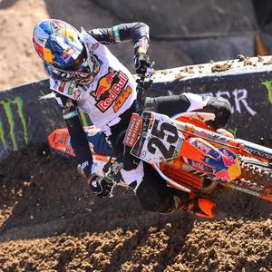 Image post by @racerxonline on Instagram