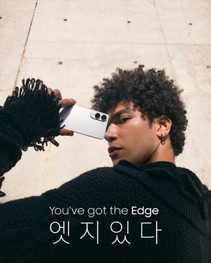 Image post by @samsungmobile on Instagram