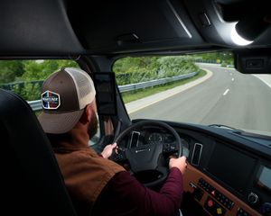 Image post by @freightlinertrucks on Instagram