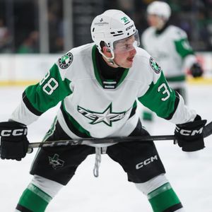 Image post by @txstarshockey on Instagram