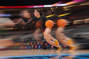 Image post by @GopherWBB on Twitter