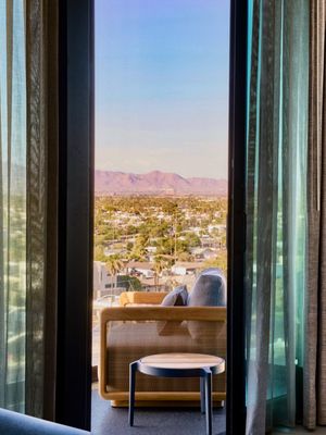 Image post by @theremihotel on Instagram