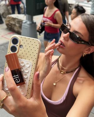 Image post by @elfcosmetics on Instagram