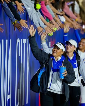 Image post by @uclasoftball on Instagram