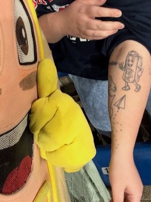 Image post by @clehotdogs on Instagram