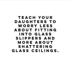 Image post by @savvyadvertisingsolutions on Facebook
