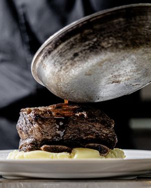 Image post by @lobby.hamilton on Instagram