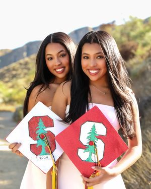 Image post by @anaismirabelle on Instagram