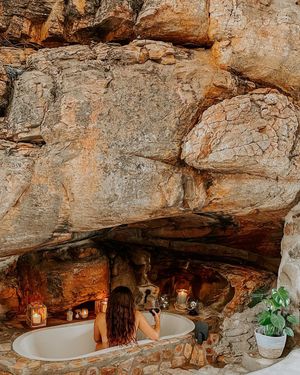 Image post by @taytays_travels on Instagram